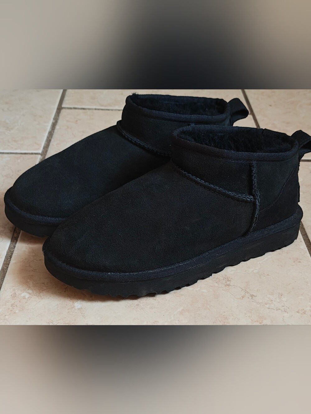 UGG Classic Ultra Mini In Black Women's Size 7 - Picture 4 of 10